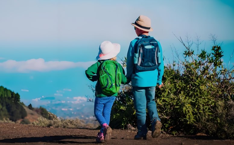 凯叔《亲子旅游英语》:让全家轻松应对海外旅行的实用英语课程-课程资源网